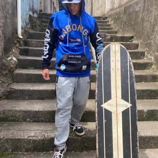 Moletom original Onbongo  por Vivendo Surf Shop