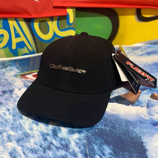 Boné Quilksilver original - Preto Basic por Vivendo Surf Shop
