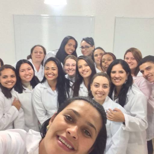 CURSO DE AUXILIAR DE LABORATÓRIO DE ANÁLISES CLÍNICAS por Projeta Cursos Profissionalizantes 