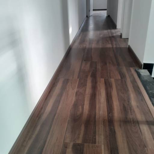 Assoalho por Piso Brilho Decorações