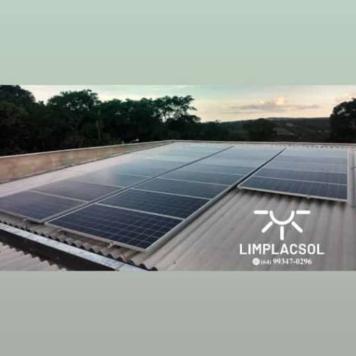 Limpeza de Placa Solar para Indústria