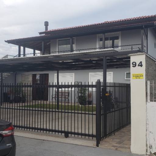 Instalação de carport solar em Florianópolis, SC por Enerugi Solar 