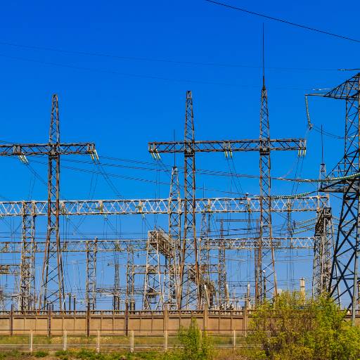 Correção de fator de potência para redução de faturamento por Re9sol Energia Solar