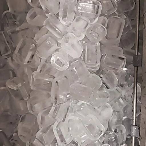 Gelo em Cubo por Gelo Max