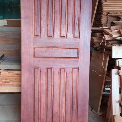 Portas de madeira por Marcenaria Paiva