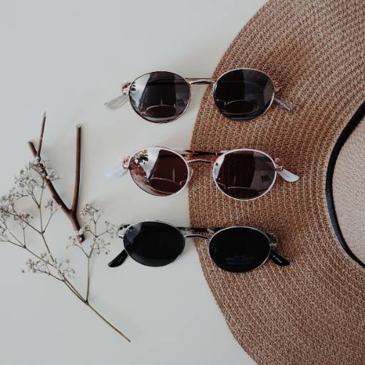 Óculos de sol por CENTEROPTICA