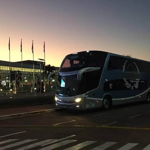 Fretamento Contínuo em Uruaçu - Solução Eficiente para Transporte Regular por Athenas Turismo