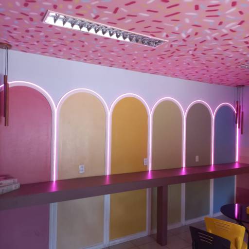 Painel de Neon Personalizado em Bauru por Aplikado Comunicação Visual