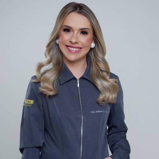 Cirurgião Dentista - Cuidados Especializados para Seu Sorriso em Colatina por Medeiros Odontologia