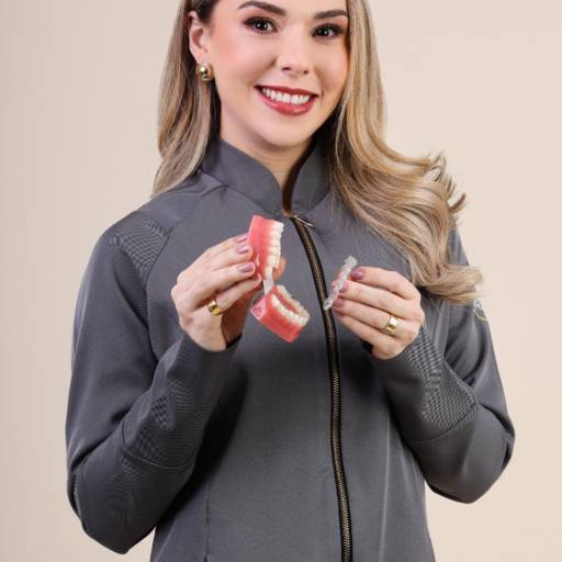 Aparelho Invisalign - Alinhamento Dental Discreto em Colatina