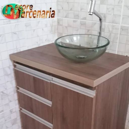 Móveis planejados para Banheiros por Decore Marcenaria