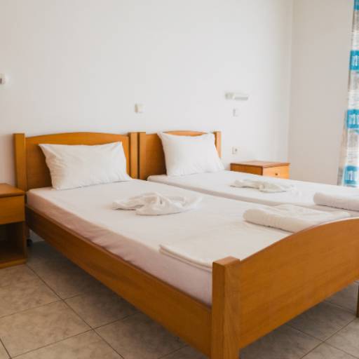 Comprar o produto de Quartos com duas camas em Quartos de hotéis pela empresa Pousada Portal Areiópolis em Areiópolis, SP por Solutudo