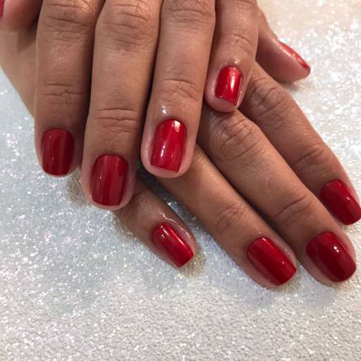 Manicure em Bauru por Regina Castro Beauty