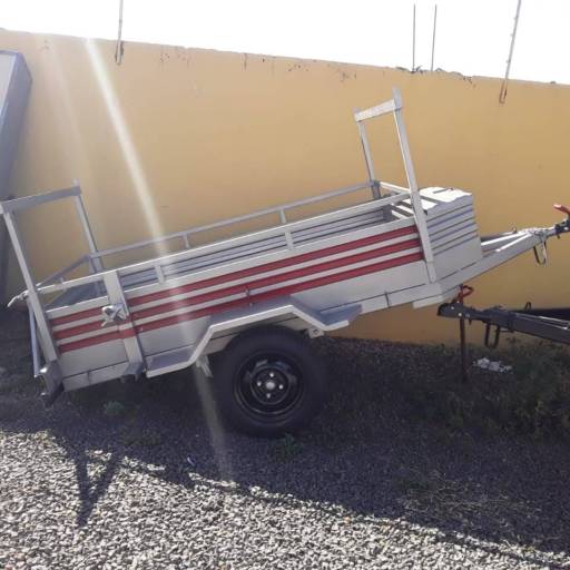 Venda de Carretinha para Furgão - Robustez e Confiabilidade - Campo Grande/MS