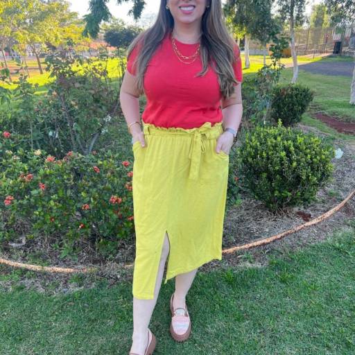 Comprar o produto de Saia Midi Feminina Amarela em Saias pela empresa Blumenau Malhas - Vila Portes em Foz do Iguaçu, PR por Solutudo