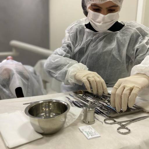 Extração de siso por Engel Odontologia Vix