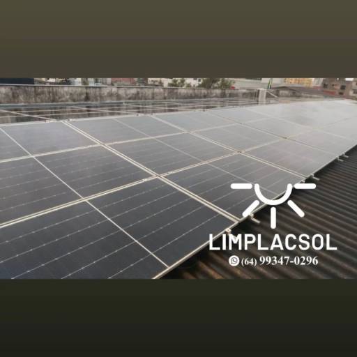 Limpeza de Placa Solar​ em Santa Helena de Goias, GO
