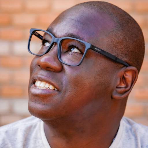 Óculos Masculino por Ótica Cristal