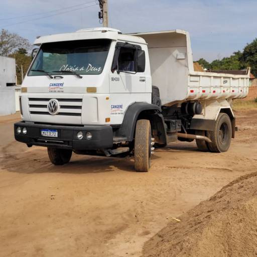 Comprar o produto de Caminhão Caçamba  em Caminhões pela empresa Cangerê Transportes em Mineiros, GO por Solutudo