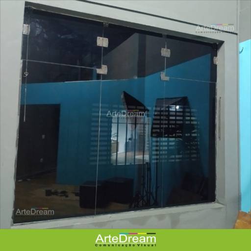 Instalação de insulfilm em Bauru em Bauru, SP por ArteDream Comunicação Visual