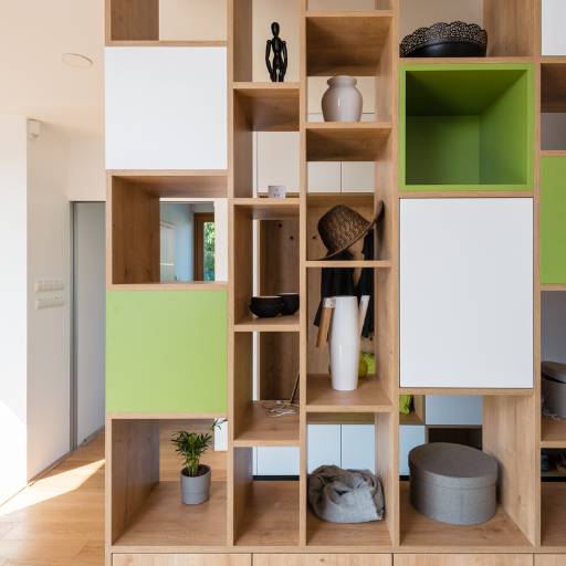 Móveis sob medida  por Casatua Móveis Planejados