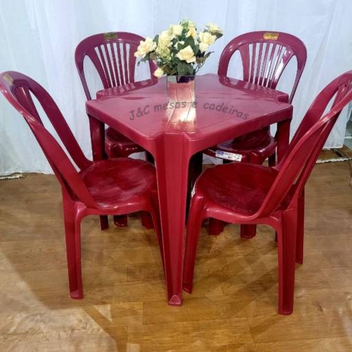 Cadeiras de plástico sem braço