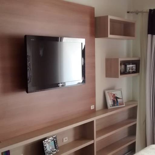 Painel TV no quarto