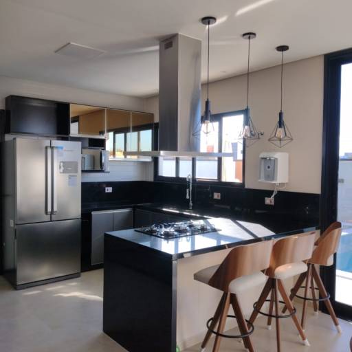 Balcão planejado para Lojas e Comércios em Alumínio