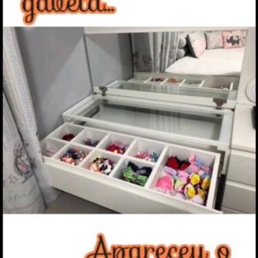 Penteadeira Sob Medida - Elegância e Organização Personalizada - São Paulo por Pagmenos Móveis Planejados