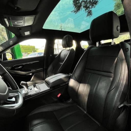 Land Rover Evoque SE R-Dynamic 2.0 4x4 Si4 250cv por M7 Exclusive 