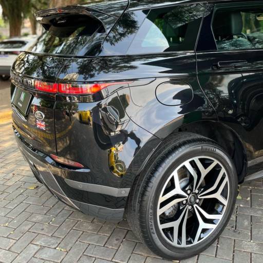 Land Rover Evoque SE R-Dynamic 2.0 4x4 Si4 250cv por M7 Exclusive 