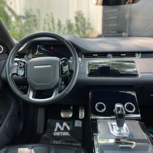 Land Rover Evoque SE R-Dynamic 2.0 4x4 Si4 250cv por M7 Exclusive 