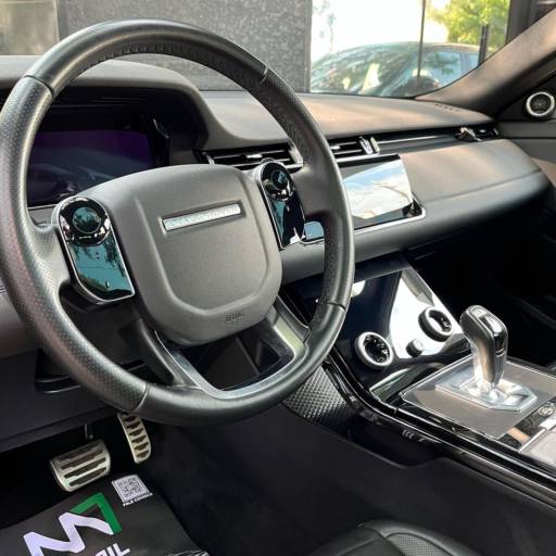 Land Rover Evoque SE R-Dynamic 2.0 4x4 Si4 250cv por M7 Exclusive 