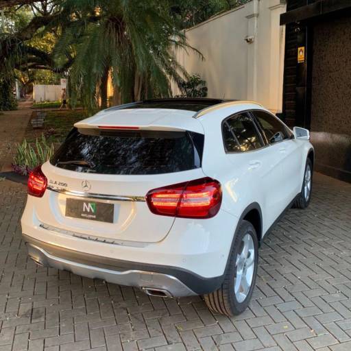 Mercedes-Benz GLA 200 Enduro 1.6 156cv por M7 Exclusive 