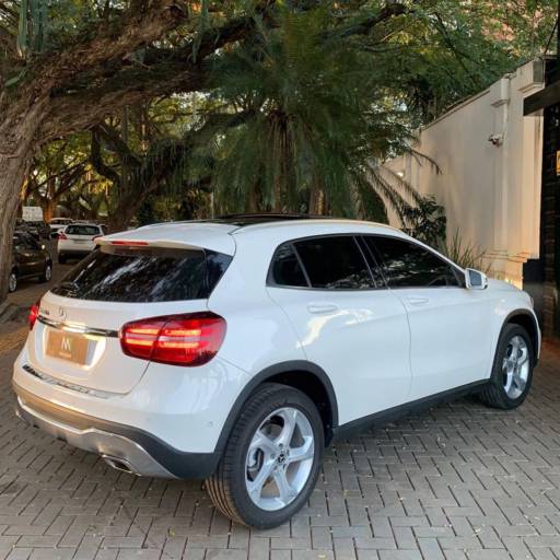 Mercedes-Benz GLA 200 Enduro 1.6 156cv por M7 Exclusive 