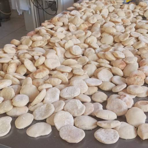 Comprar o produto de Pão sírio  em Quitandas pela empresa Panificadora Mariana em Mineiros, GO por Solutudo