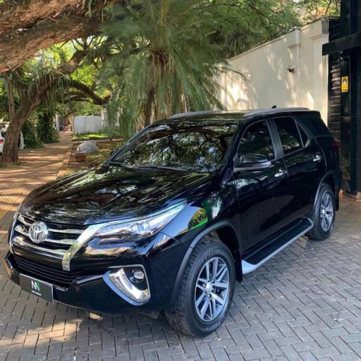 Toyota Hilux SW4 SRX 4X4 2.8 177cv