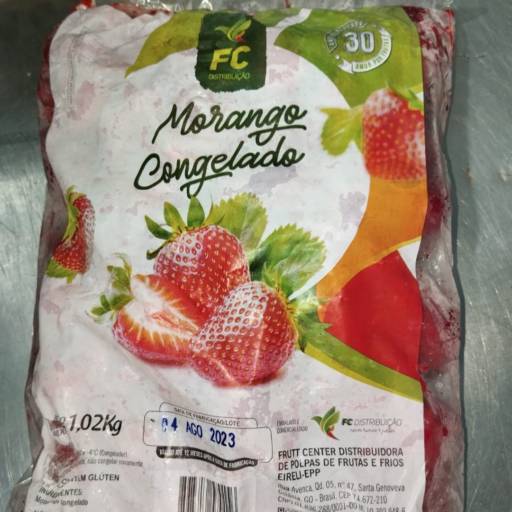 Comprar o produto de Morangos congelados  em Congelados pela empresa Fica Frio - Distribuidora de Gelo em Mineiros, GO por Solutudo