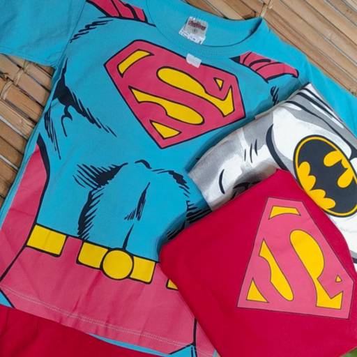 Comprar o produto de Camiseta do super homem com capa  em Camisetas pela empresa Blumenau Malhas - Vila Portes em Foz do Iguaçu, PR por Solutudo