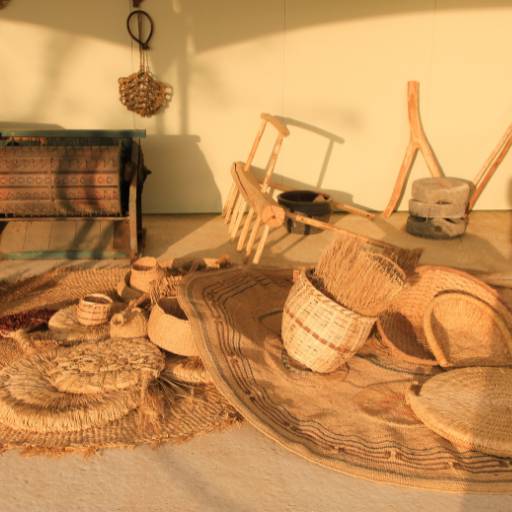 Móveis com palha indiana em Brasília 