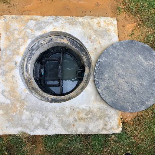 Desentupimento de Caixa de Gordura em Curitiba por Desentupidora Hidro Curitiba