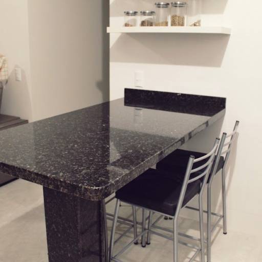 Mesa de Granito - Sofisticação e Durabilidade para sua Casa em Itapoá