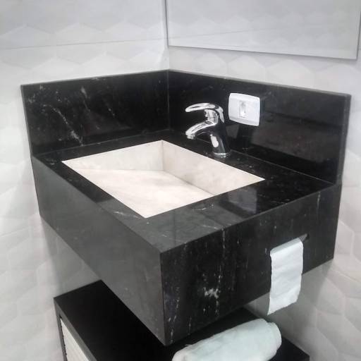 Cuba Esculpida em Itapoá, SC em Itapoá, SC por Grupo Viambientes Cuba Esculpida em Itapoá, SC em Itapoá, SC por Grupo Viambientes