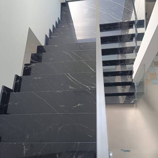 Comprar o produto de Escada de Granito em Itapoá, SC em Escadas pela empresa Grupo Viambientes em Itapoá, SC por Solutudo