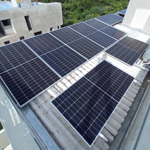 Comprar a oferta de Instalação de Placa Solar em Energia Solar pela empresa SolarSinc em São Paulo, SP por Solutudo