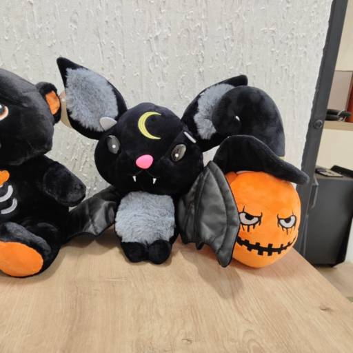 Aluguel de máquina de pegar ursinhos  por Foz Diversões - Aluguel de Fliperama e Karaokê