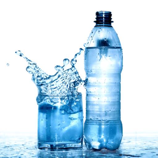 Comprar o produto de Àgua  em Água pela empresa Adega Trincando em Botucatu, SP por Solutudo