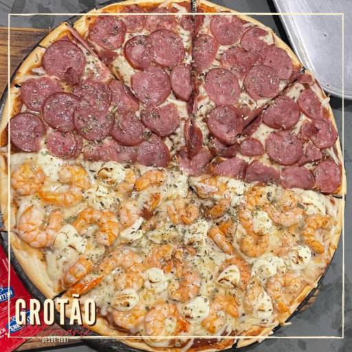 Fazemos as melhores pizzas e vc pode provar! por Restaurante Grotão