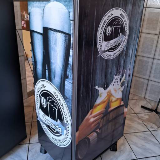 Comprar o produto de Envelopamento personalizado de geladeira em Bauru em Envelopamento de Geladeira pela empresa Thiago Ticianeli - Envelopamento em Bauru em Bauru, SP por Solutudo