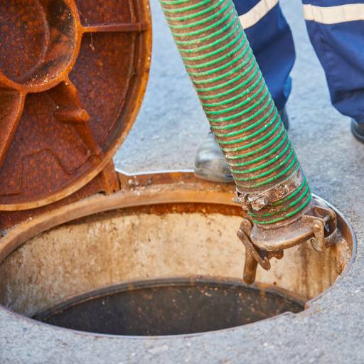  Manutenção de Redes de Esgoto - Eficiência e Segurança - Laranjal Paulista/SP